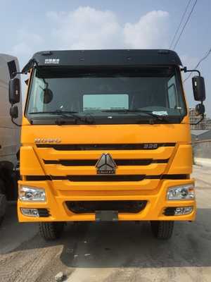 Eerste de Vrachtwagen van ZZ4257S3241W Sinotruk Howo - verhuizerstractor Howo 371