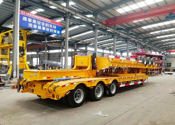 3 assen 50 Ton het Lage van de Ladingsdigger trailer heavy van de Bed Semi Aanhangwagen materiaal