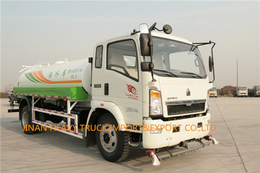 SINOTRUK lichte Plichts Commerciële Vrachtwagens 80000 90000 10000 van de Waterliter Tankwagen