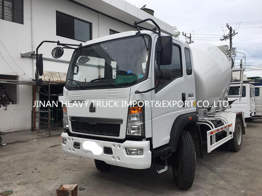 Fabrieksprijs HOWO 3cbm 5M3 lichtgewicht 4x2 betonnen zelflaadende betonmengtruck