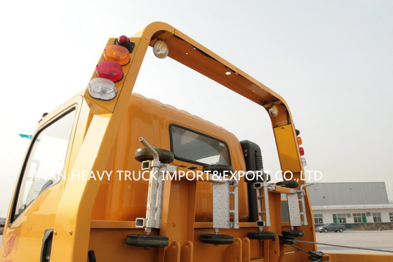 Van de Plichts Flatbed Wrecker van SINOTRUK HOWO Lichte de Vrachtwagen4x2 6 Wielen
