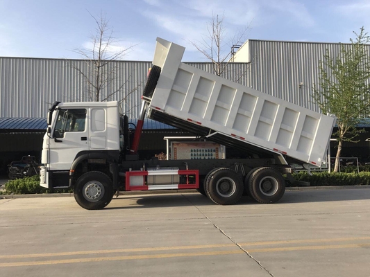 SINOTRUK Howo 6x4 3 Axle Dump Truck 30 Ton die Op zwaar werk berekende Stortplaatsvrachtwagen Tipper Truck laden
