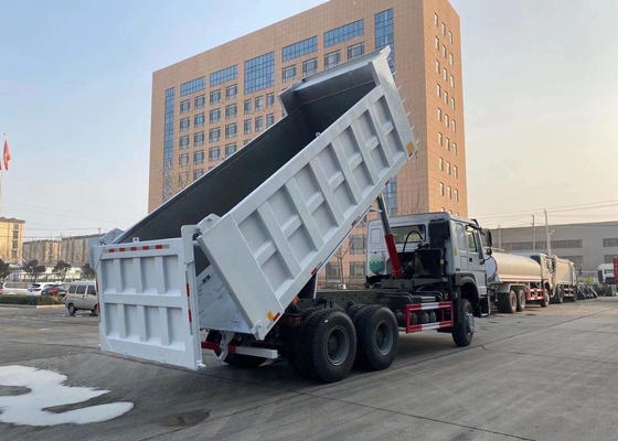 Sinotruk HOWO 40 de Vrachtwagen van de Ton6x4 Stortplaats Tipper Dumper 20 de Kubieke Vrachtwagen van de Meterstortplaats