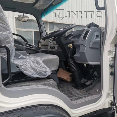 HOWO 290 pk Euro2 4x2 15 ton Koelkast Vrieskas Koeltruck Klein vrachtwagen