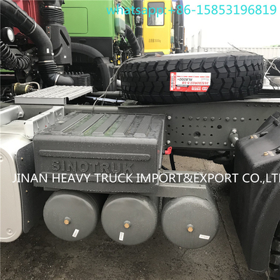Eerste Sinotruk HOWO - verhuizersvrachtwagen 6x6 371hp