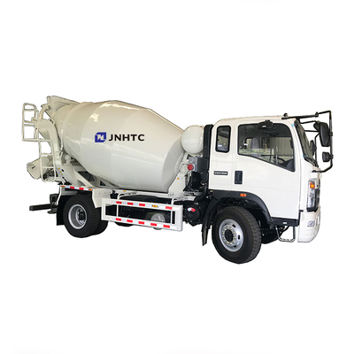Van het de Plichtscement van HOWO de Lichte van de de Mixervrachtwagen Zelflading 4x2 3cbm 5M3