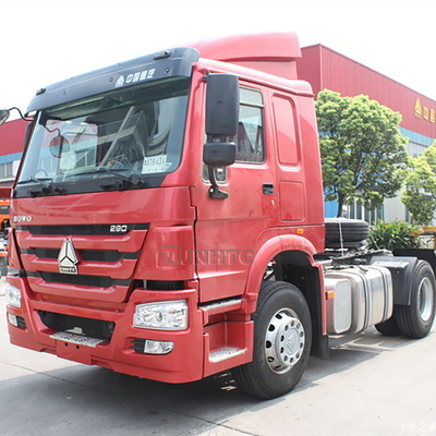 De Tanker Diesel van Sinotrukhowo 400L Tractorvrachtwagen 4x2 102km/h