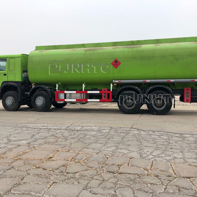 Van de Plichts Commerciële Vrachtwagens 8x4 38000L van HOWO Euro2 Euro4 de Lichte Vrachtwagen van de de Stookolietanker