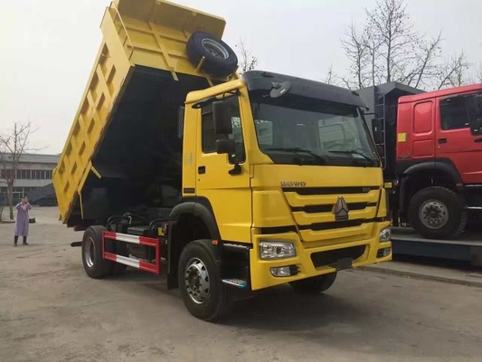 Op zwaar werk berekende de Stortplaatsvrachtwagen ZZ3167M3811 Model290hp van HOWO 4X2