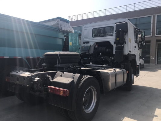 HOWO 4x2 drijft Eerste - verhuizersvrachtwagen 6 Speculant290hp 336HP Slepend Hoofd