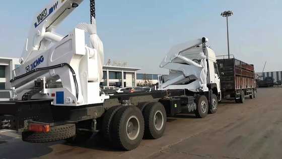 De Opgezette Crane With Xcmg 37t Zijlift Crane Mqh 37a van Sinotrukhowo 8x4 Vrachtwagen