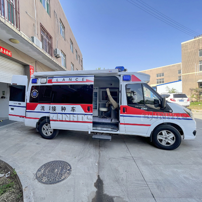 De medische Mobiele Noodvaccinatie Van Ambulance Car van Euro5