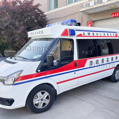 De medische Mobiele Noodvaccinatie Van Ambulance Car van Euro5