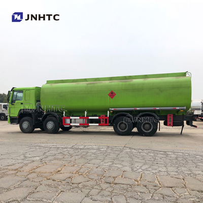 HOWO 8x4 12 rijdt Brandstoftankwagen die 30cbm 35cbm 25 Cbm Euro2 Euro3 bijtanken