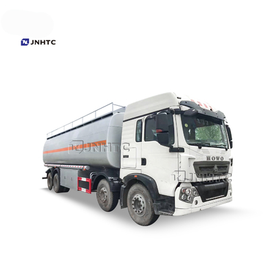 HOWO 8x4 12 rijdt de Vrachtwagen die van de Stookolietanker 30cbm 35cbm Euro2 Euro3 bijtanken