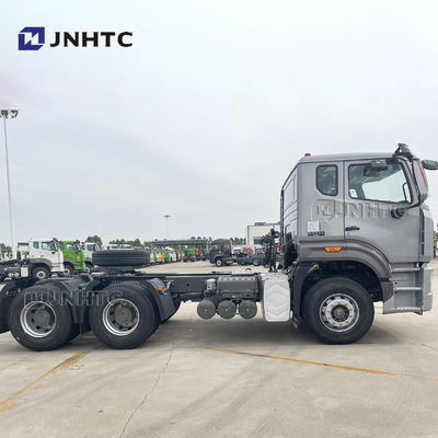De Tractor Hoofdvrachtwagen 371hp 420hp 10 Speculant 4X2 6X4 van Sinotruckhohan