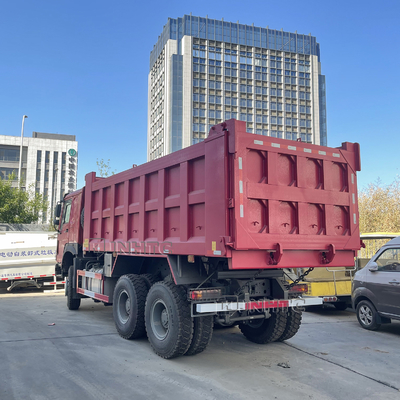 HOWO 6x4 Tien Vrachtwagen van de Wielen de Op zwaar werk berekende Stortplaats 371hp 30 Kubieke Ton 18
