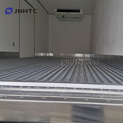 Van de de containerlevering van HOWO 6x4 van de de vrachtwagendiepvriezer het Gekoelde Vaccin Ijskast 20 Ton