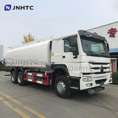 De Vrachtwagen van de de Brandstoftanker van HOWO 6x4 336hp met 20cbm-Tanker