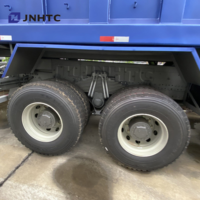Sinotruk 6X4 371HP 20 de Kubieke Groene 20 Kubieke Meter Tipper Truck van de Stortplaatsvrachtwagen