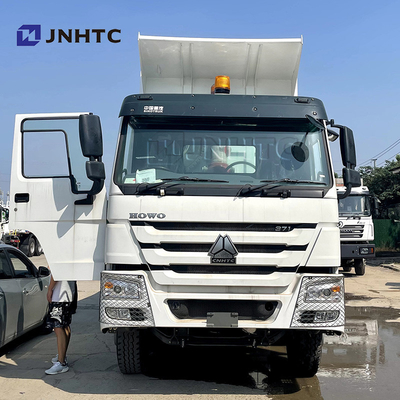 Sinotruk Howo Benz White Dump Truck 50T 12 Nieuwe Model van de wielen het Rechtse Aandrijving