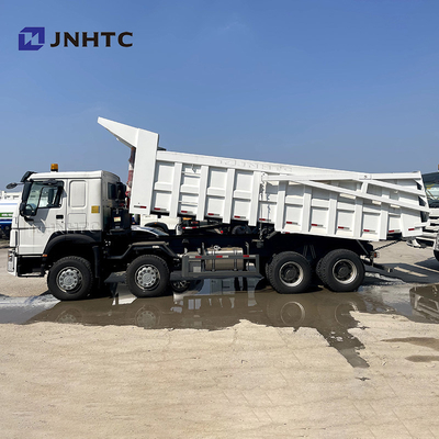 Front Lifting Heavy Duty Dump-Vrachtwagen 12 wielen met Achterdekking Sinotruk Howo