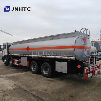 8x4 20000 Liter 30000 Sinotruk-van Brandstofliter Tankwagens 25000 van de Olietankerliter Vrachtwagen