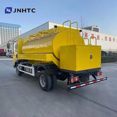 Lichte de Brandstoftankwagen 4x2 Nieuwe Model3000l van Sinotrukhowo