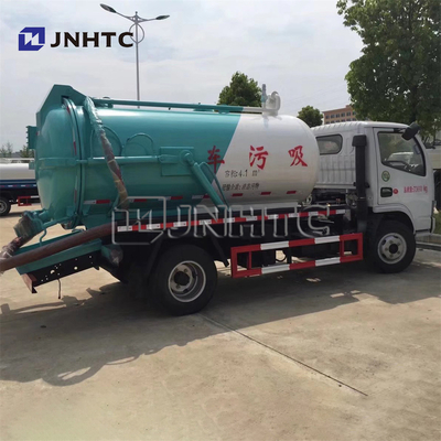 DONGFENG lichte van de de Capaciteits Vacuümriolering van Plichts Commerciële Vrachtwagens Kleine de Zuigingsvrachtwagen