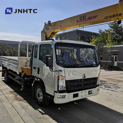 Lichte de Plichts Commerciële Vrachtwagens van SINOTRUK HOWO 4X2 met CRANE RHD 10 Ton Truck
