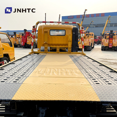 Sinotruk HOWO 4x2 5 TON Light Duty Commercial Trucks Flatbed Wrecker Tow Truck