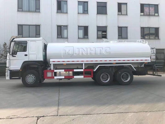 De Tankwagen van de de Tankersproeier van Bowser van het Sinotrukhowo 6X4 371HP 20m3 Water