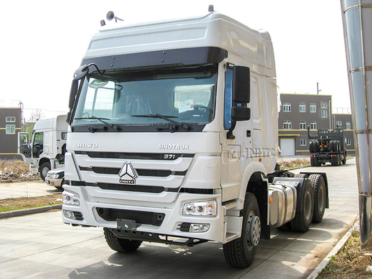 Sinotruk Howo 6x4 10 de Aanhangwagendieselmotor 371hp 420hp van de Wielen Compacte Tractor