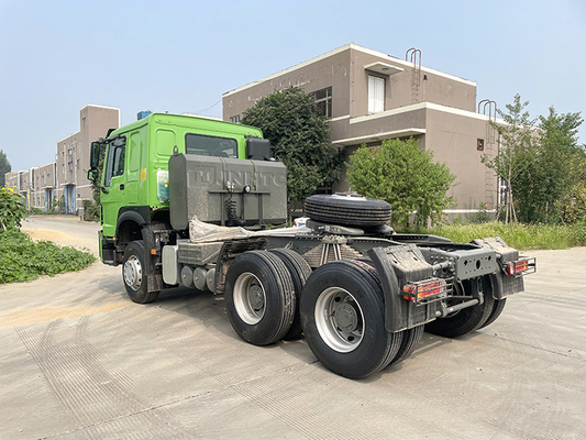 Euro2 LHD Sinotruk Howo 10 Wielen 371 PK-de Vrachtwagen van de Tractoraanhangwagen 50 Ton