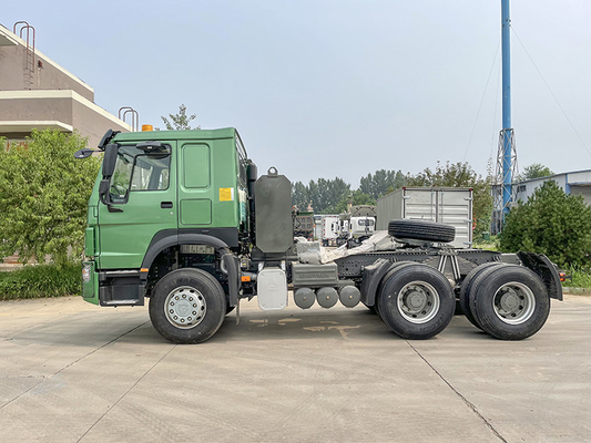 eerste howo van 40T Sinotruk 420hp - de Tractor Hoofd6x4 van de verhuizersvrachtwagen