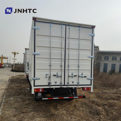 De Doosvrachtwagen Van Cargo Truck van SINOTRUK HOWO LHD 6 Ton van 116hp