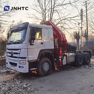 371hp 8 Wielen van Ton Telescopic Crane Truck Sinotruk HOWO 6x4 40t 10