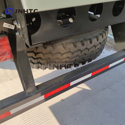 Militaire de Vrachtwagen4x4 6X6 8X8 Militair Transport With Seats van SINOTRUK HOWO