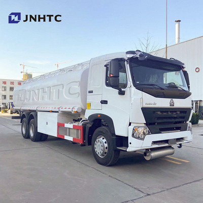 Van de het Wielbrandstof van Sinotrukhowo A7 6x4 10 de Tankervrachtwagen met Euro Motor 2 van 371hp